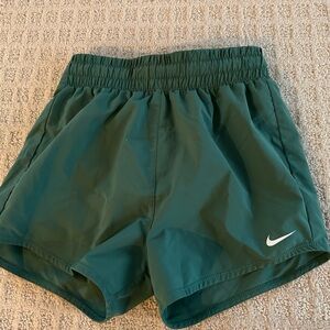 Like New Girls Nike Shorts Size Medium